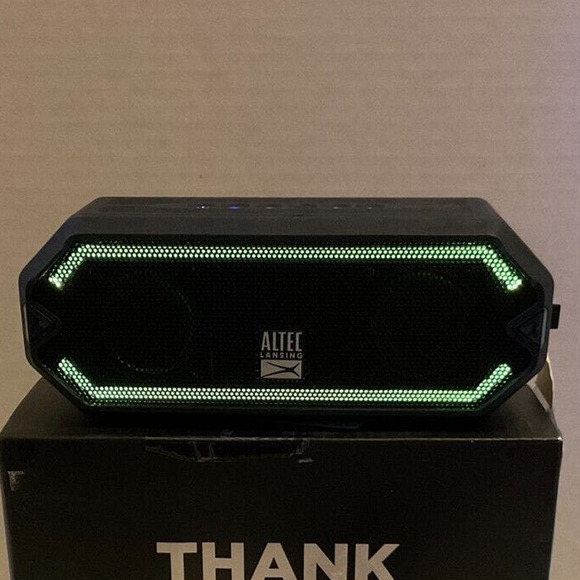 Altec Lansing - HydraJolt Wireless Speaker - Picture 8 of 11